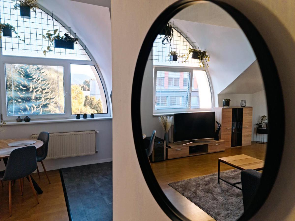 Urban Bloom Apartments By Booky Liptovský Mikuláš Екстериор снимка
