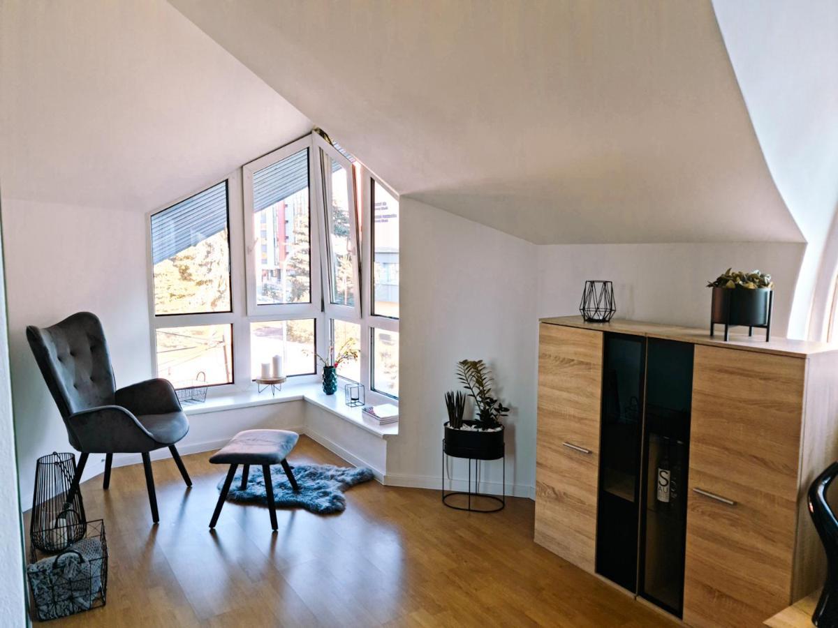 Urban Bloom Apartments By Booky Liptovský Mikuláš Екстериор снимка