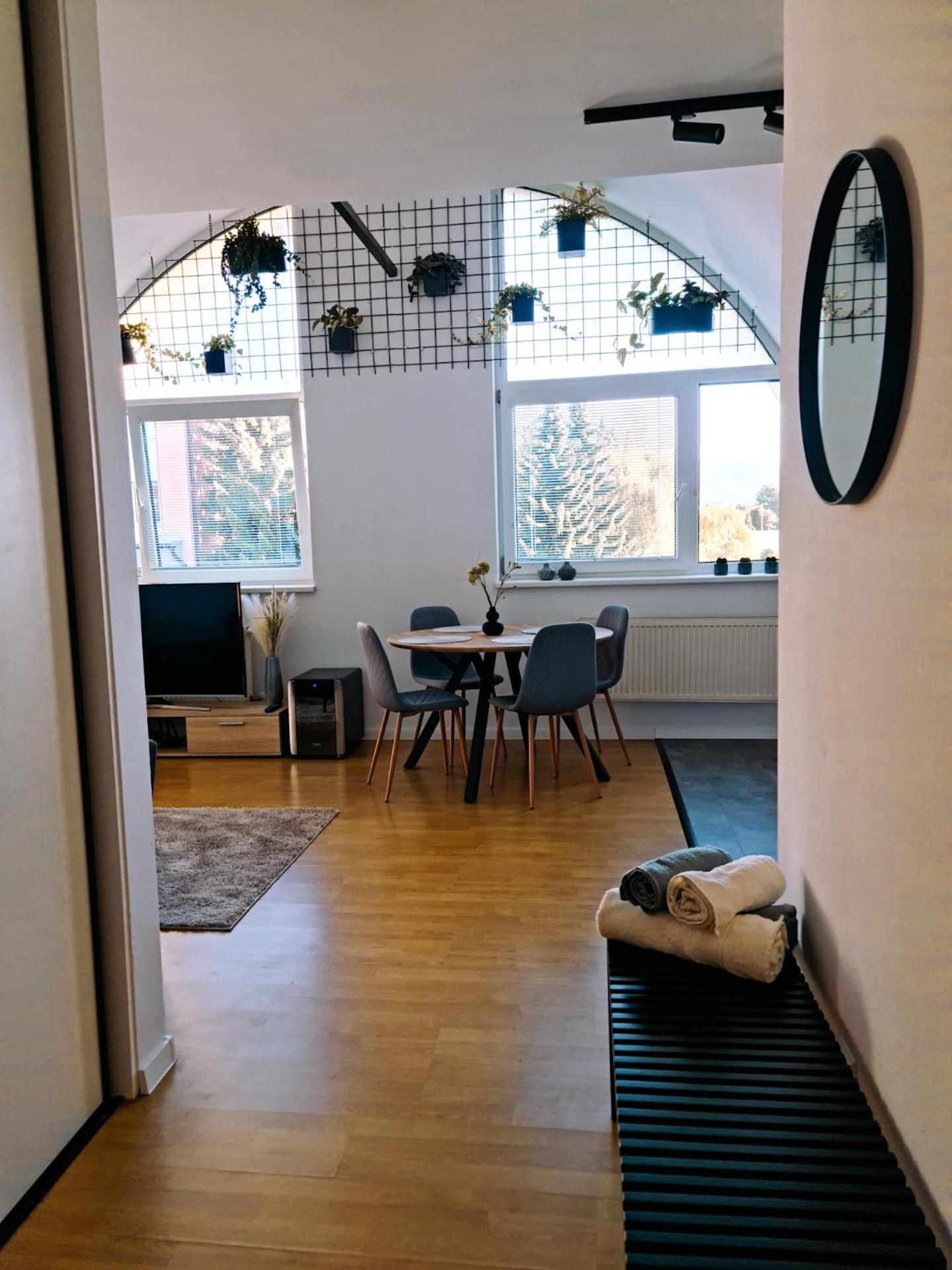 Urban Bloom Apartments By Booky Liptovský Mikuláš Екстериор снимка